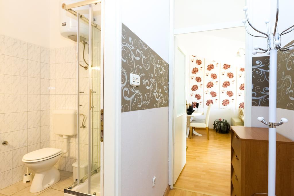 Apartments Villa Orange 扎达尔 外观 照片