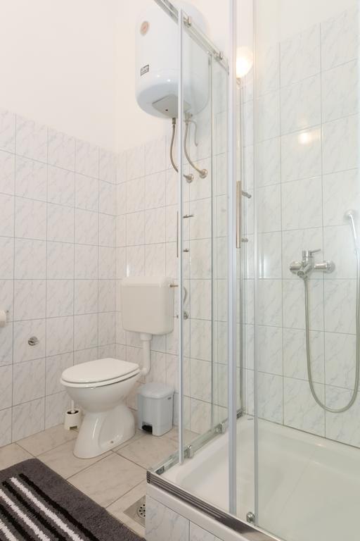 Apartments Villa Orange 扎达尔 外观 照片